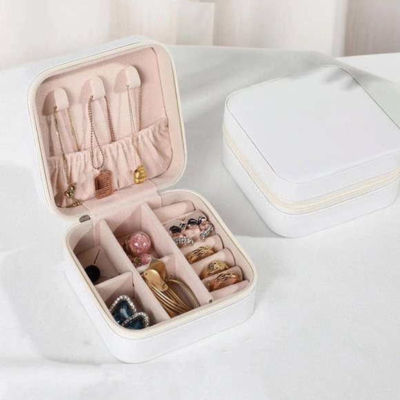 1pc Portable Multi-Function Jewelry Storage Box✨ - Picture 3 of 5